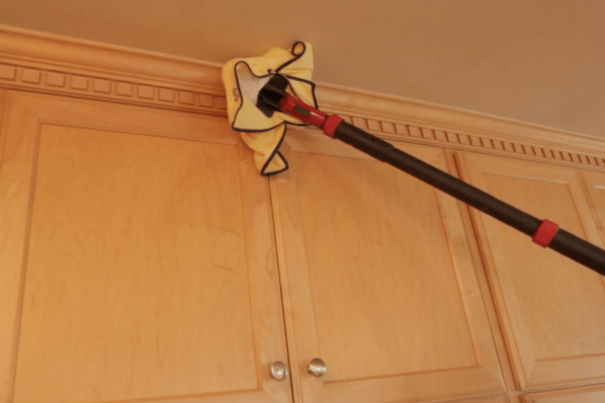 steam clean crown molding