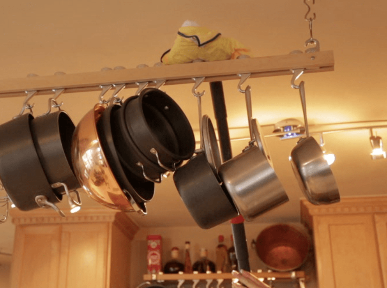 steam clean pot rack bracket